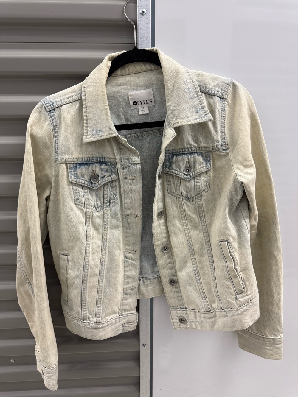 STYLUS Cream Light Wash Denim Jacket